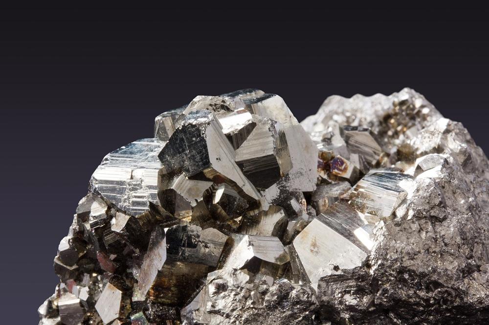 Mineral specimens