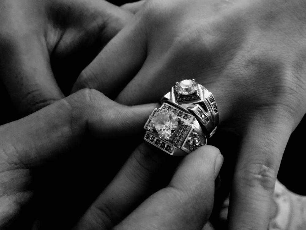 Wedding rings-87a2516afa9443aebd18122e17648672.jpg Wedding rings