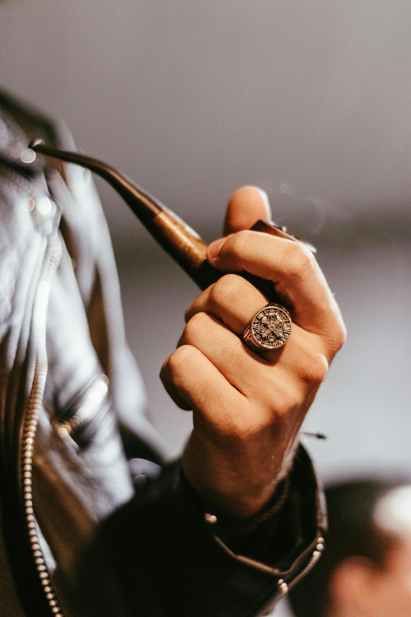 signet ring